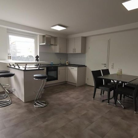 Moderne Wohnung Mit Terrasse Und Eigenem Zugang. レムシャイト エクステリア 写真